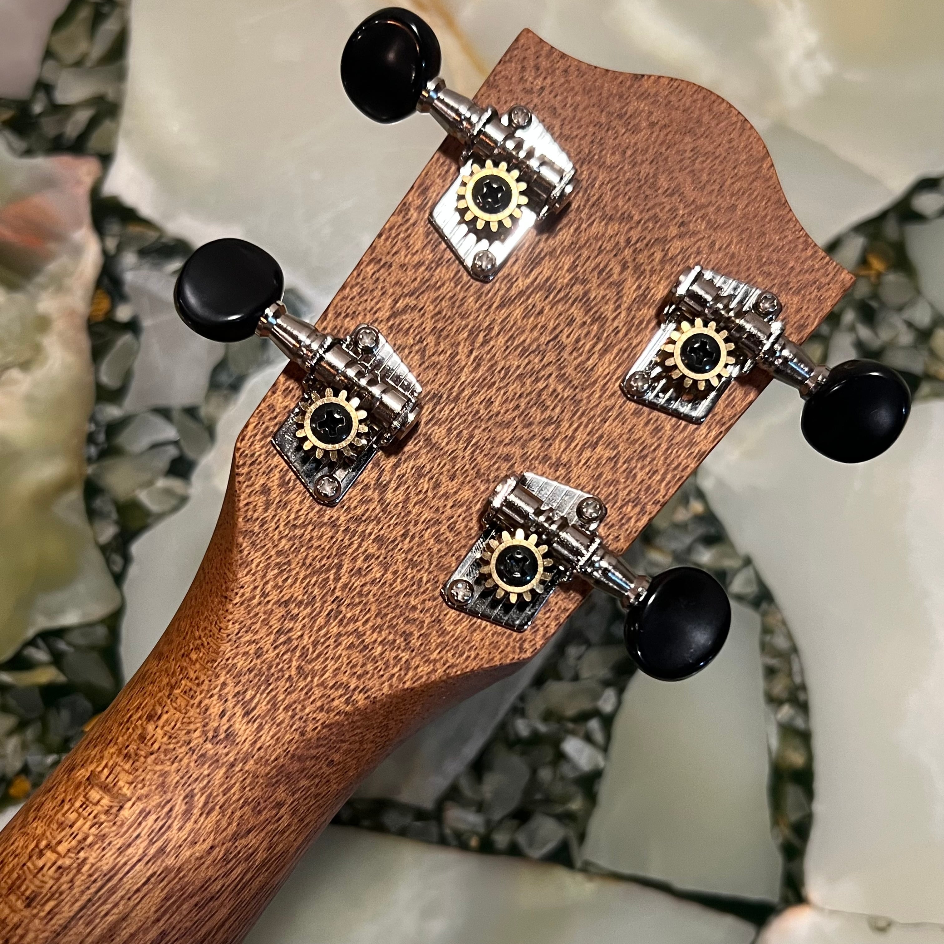 新品 調整済 Pupukea ソプラノロングネックウクレレ UF-30LN | UKULELE
