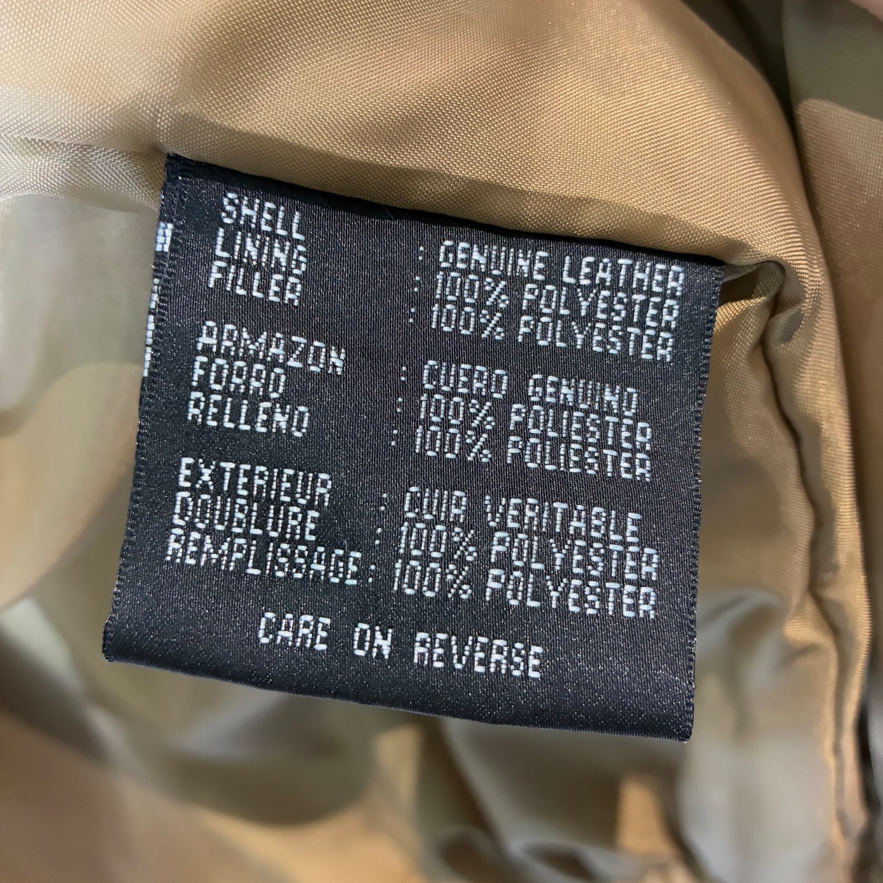 Rainforest Cafe 本革　ヌバックレザージャケット　刺繍　ベージュ　アニマル