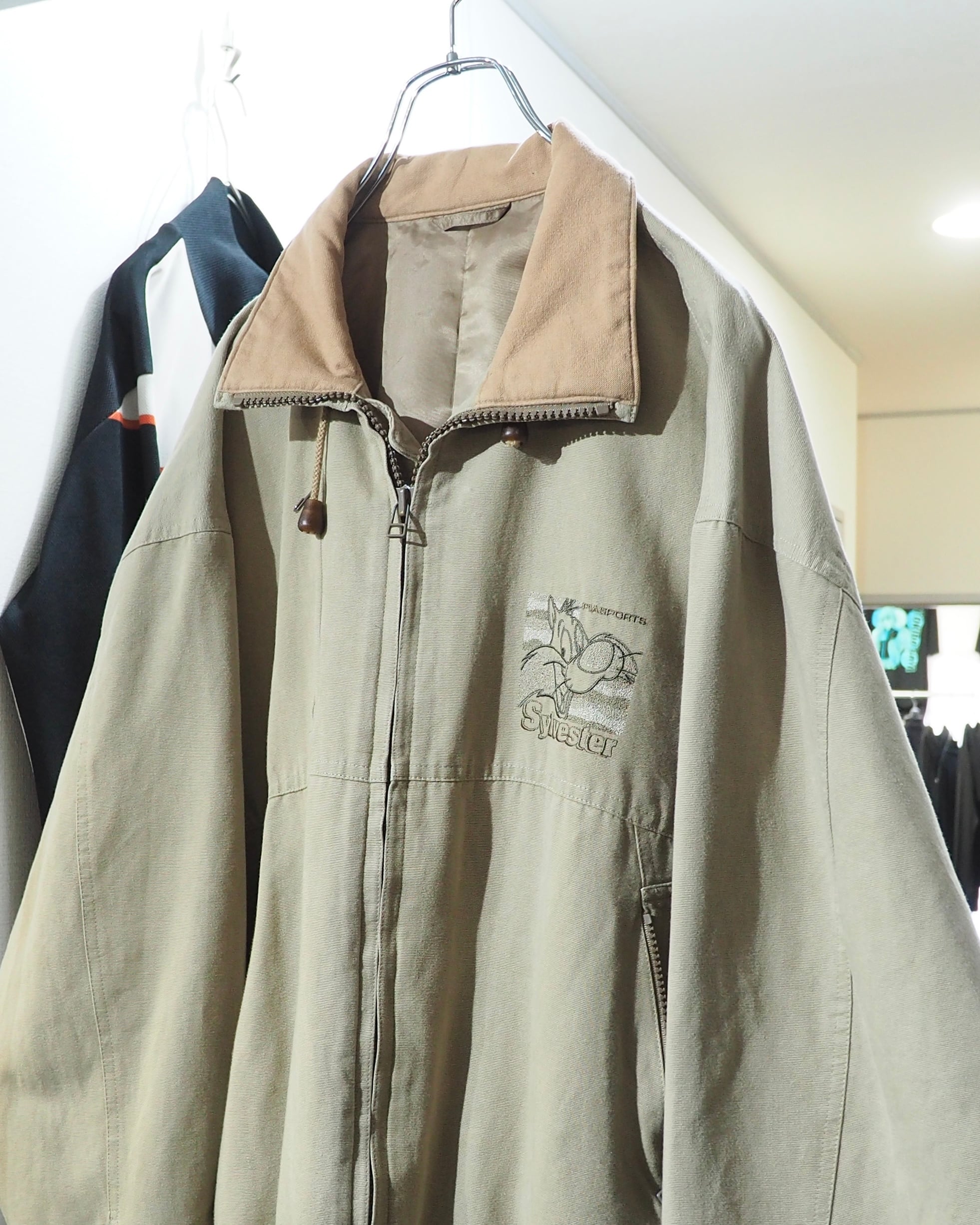 1990s " Looney Tunes - Sylvester the Cat " Embroidery vintage Drizzler jacket