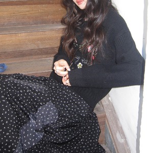 flower-embroidered knit　J00443