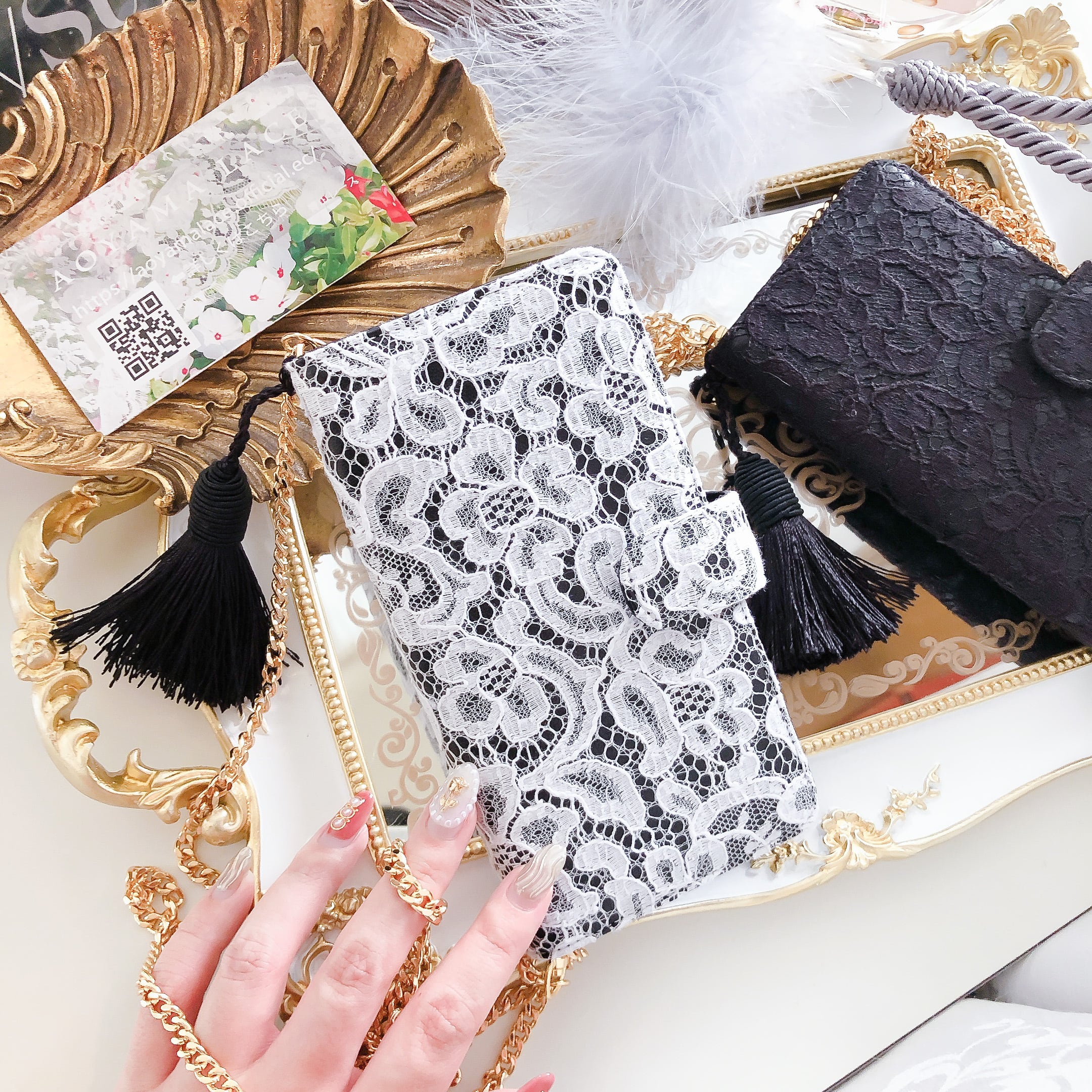 新品スマホケースAOYAMA LACE ブラック レース リバーレースのスマフォケース（黒） | AOYAMA LACE-青山レース-