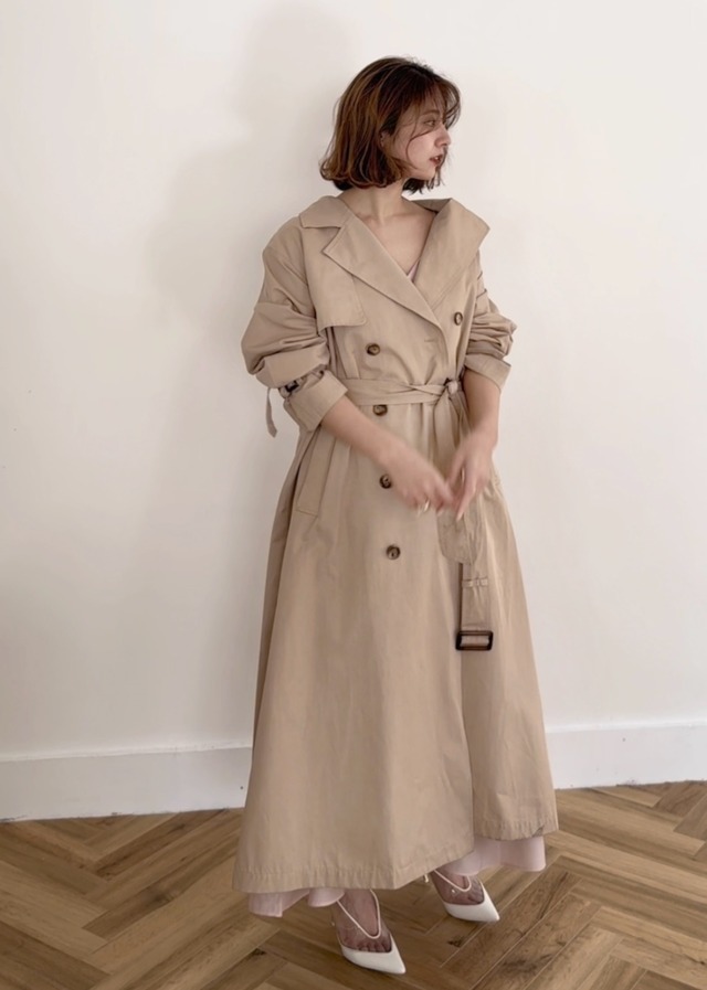 TRENCH COAT