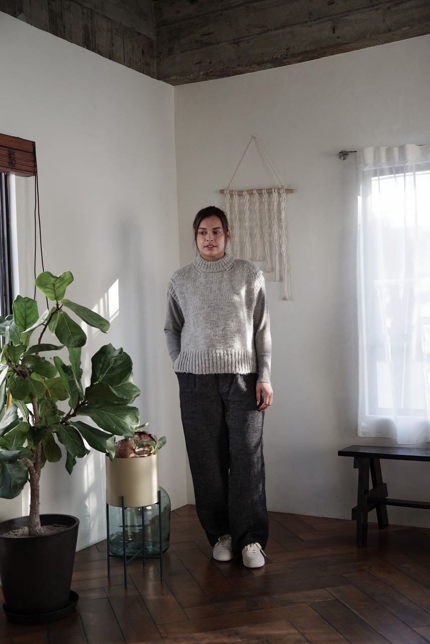 Hand Framed Chunky Mock Vest