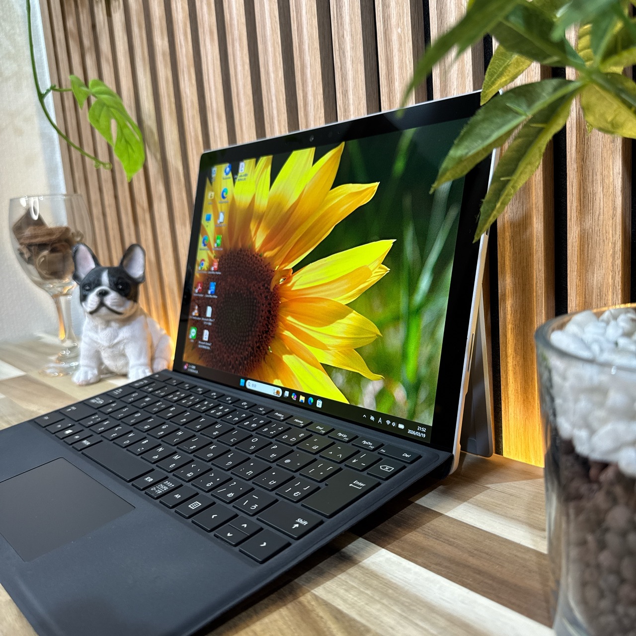 \ 公式ショップ限定価格❣️/ 超美品《上位モデル》Surface Pro 7＋ タッチパネル式 第11世代 メモリ8GB SSD128GB 人気ノートパソコン 安心サポート＆3ヶ月保証付
