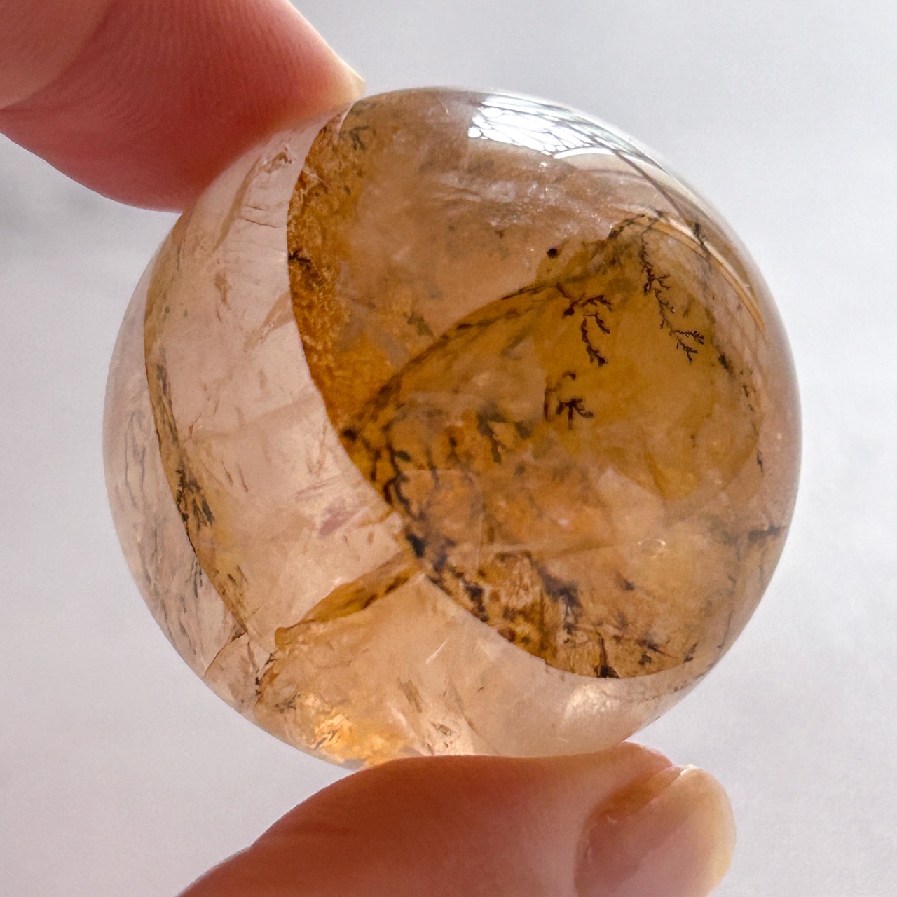 ゴールデンヒーラー・デンドリティッククォーツ スフィア * Dendritic Golden Healer * 天然石 スフィア