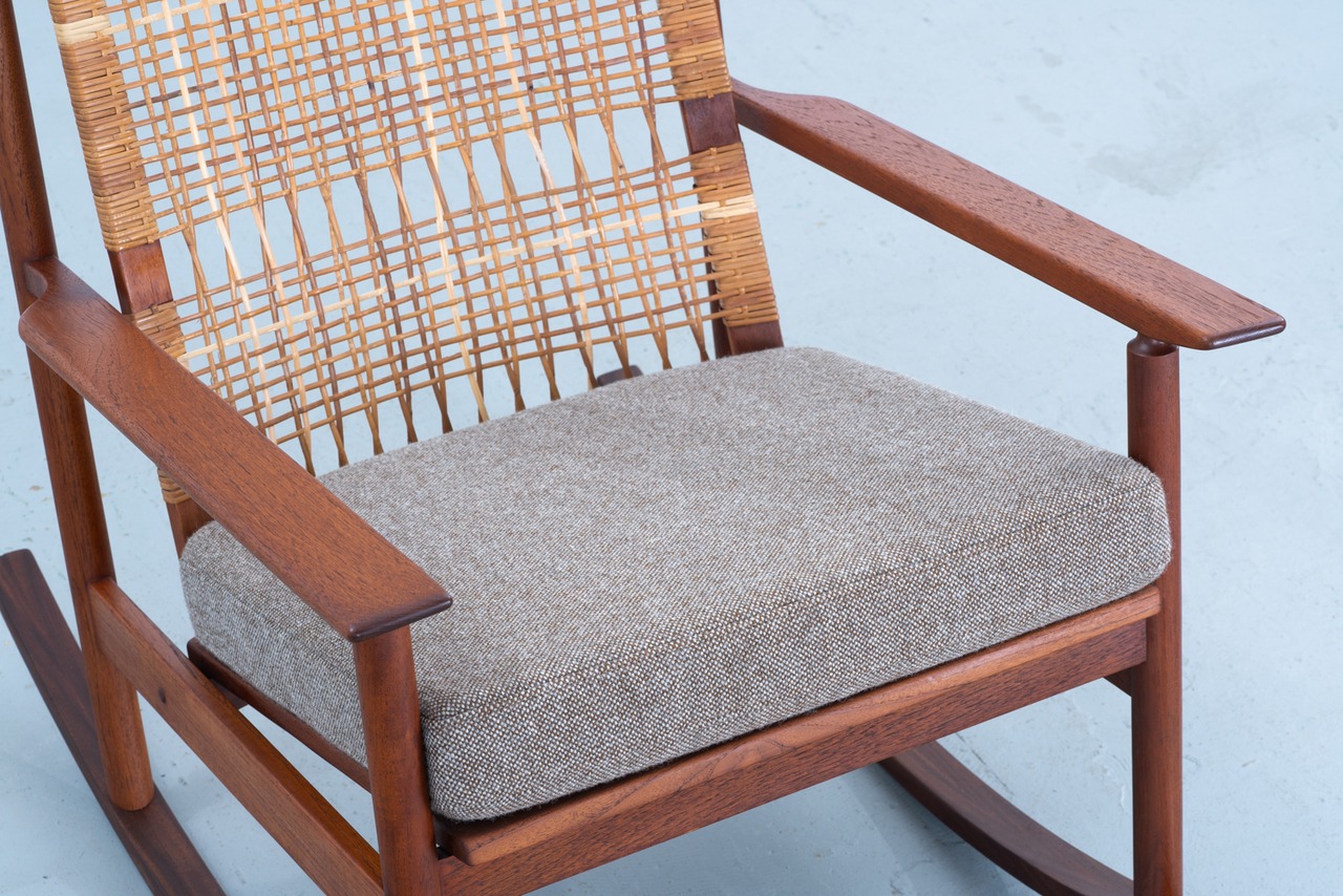 Hans Olsen | model.532A Rocking Chair