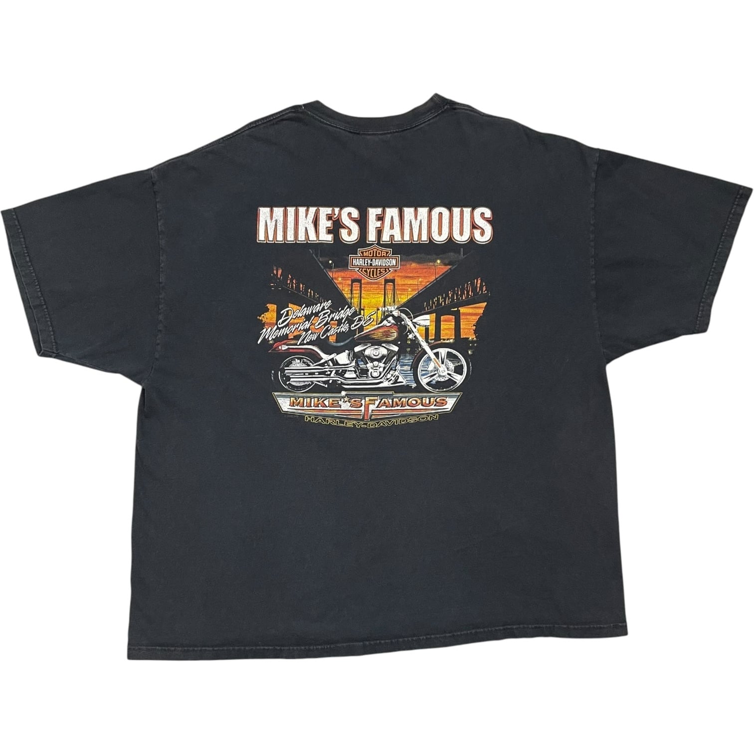 《3XL》Harley-Davidson ハーレーダビッドソン Tシャツ フロントプリント バックバイクプリント ブラック USA製 no.10102