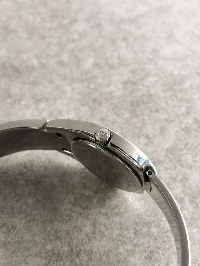GUCCI グッチ 腕時計 シルバー ステンレススチール 6700L クウォーツ vintage ヴィンテージ オールド 7uaka3