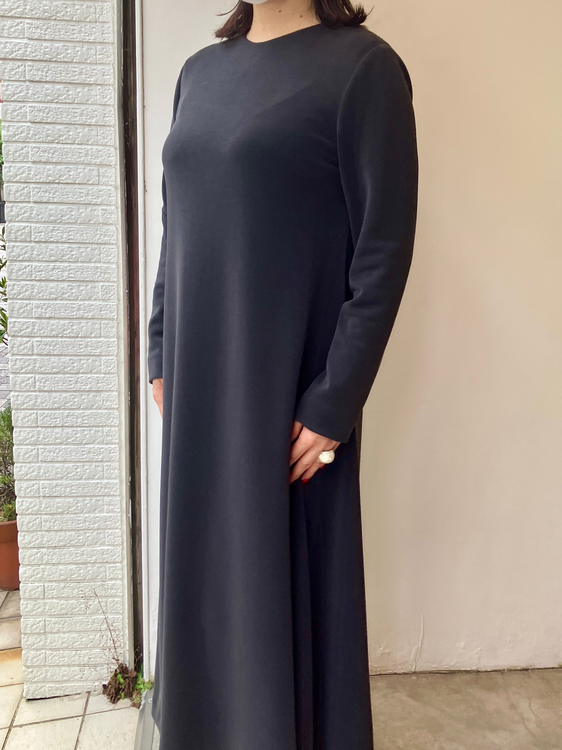 ソフトダンボールワンピース(ブラック)