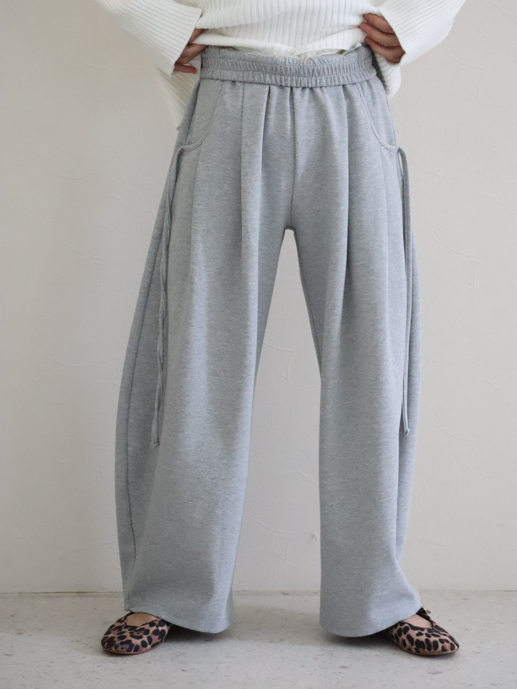curvy sweat pants | HAILEE