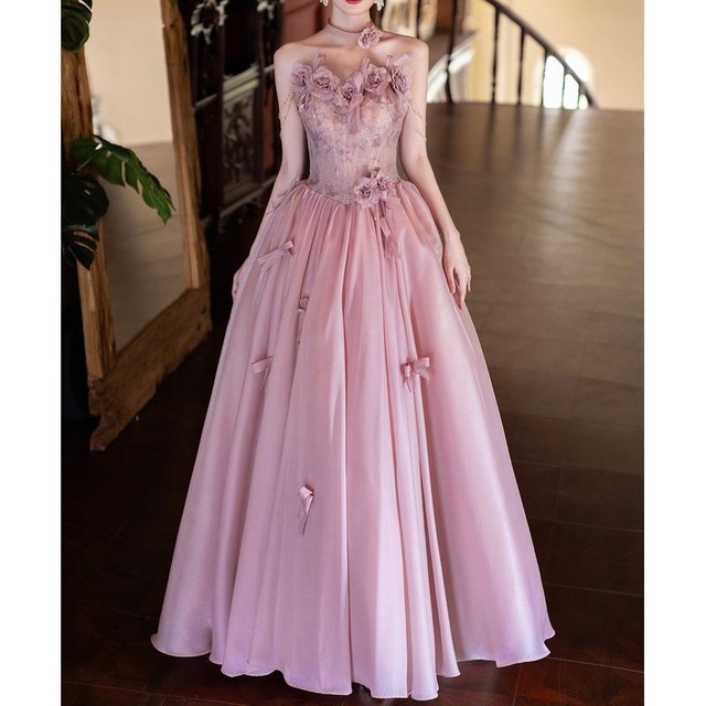 クラシックピンクフラワードレス　D1826