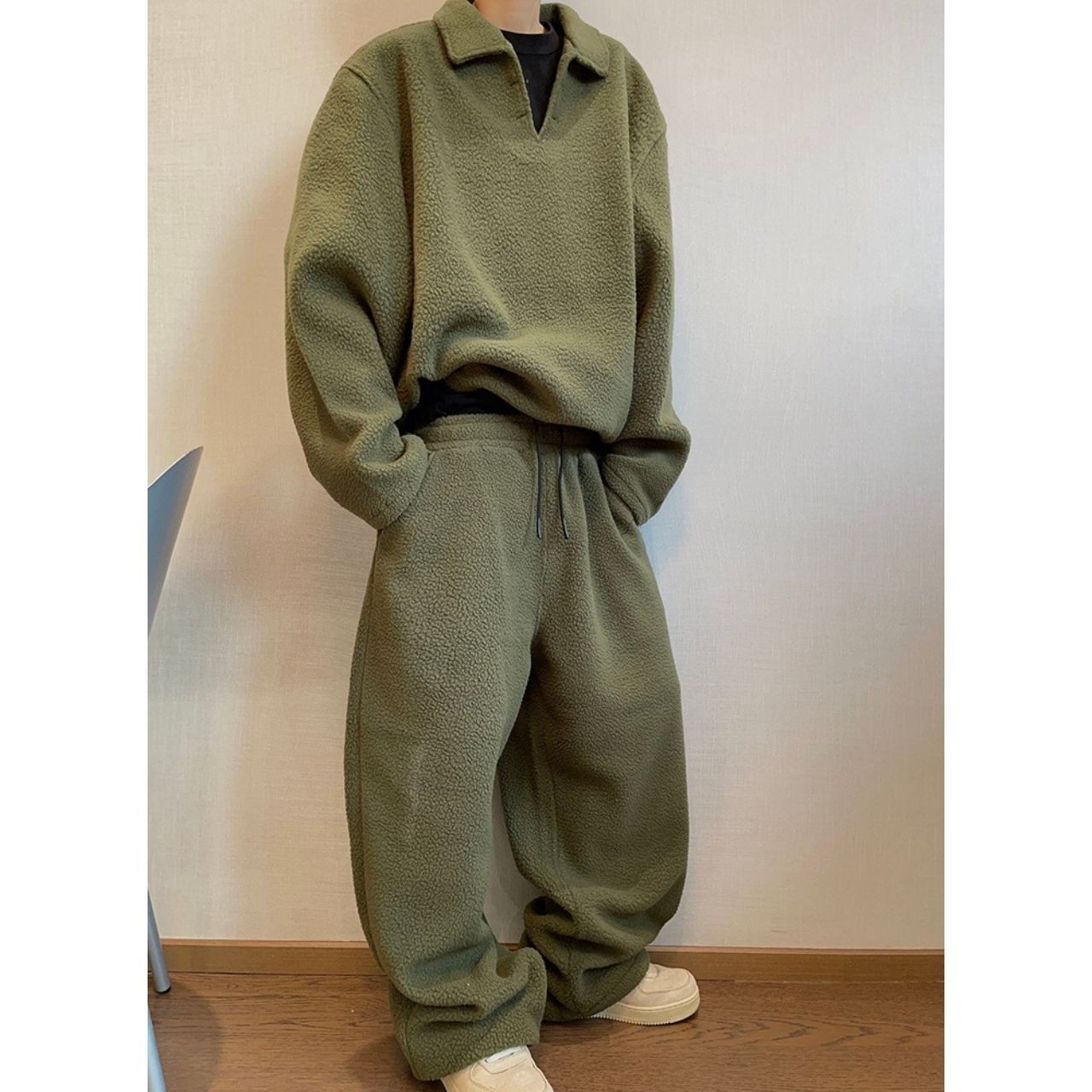 アーミーグリーンボアトップス（別売りでセットアップのパンツあり）　1045