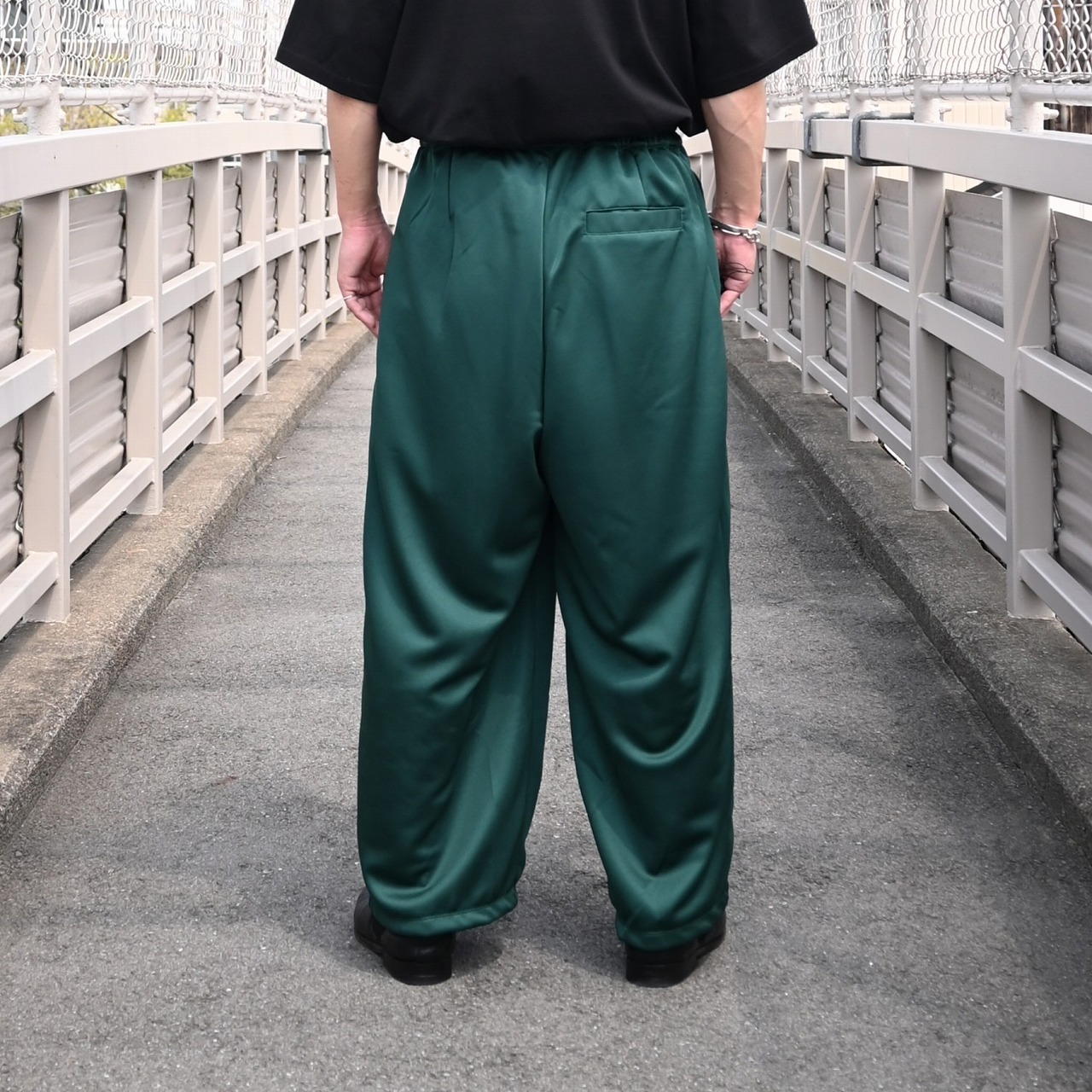 Leh / Zip Wide Track Pants　style