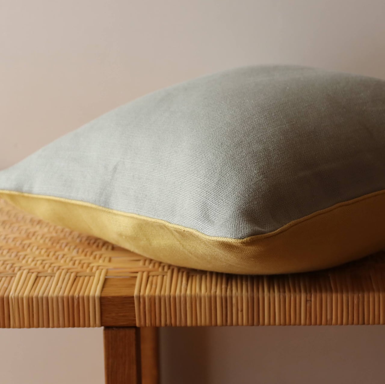 ＋ROGOBA】カラー／オリジナル／パイピングクッションカバー／45×45cm