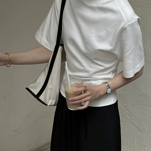 Sleek Fit Mock Neck T-Shirt 01419