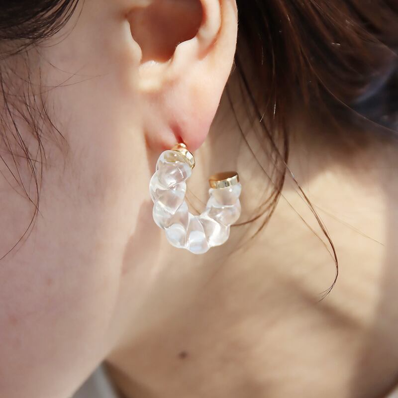 ネコポス便】ピアス アクリルカラーツイストピアス クリアカラー