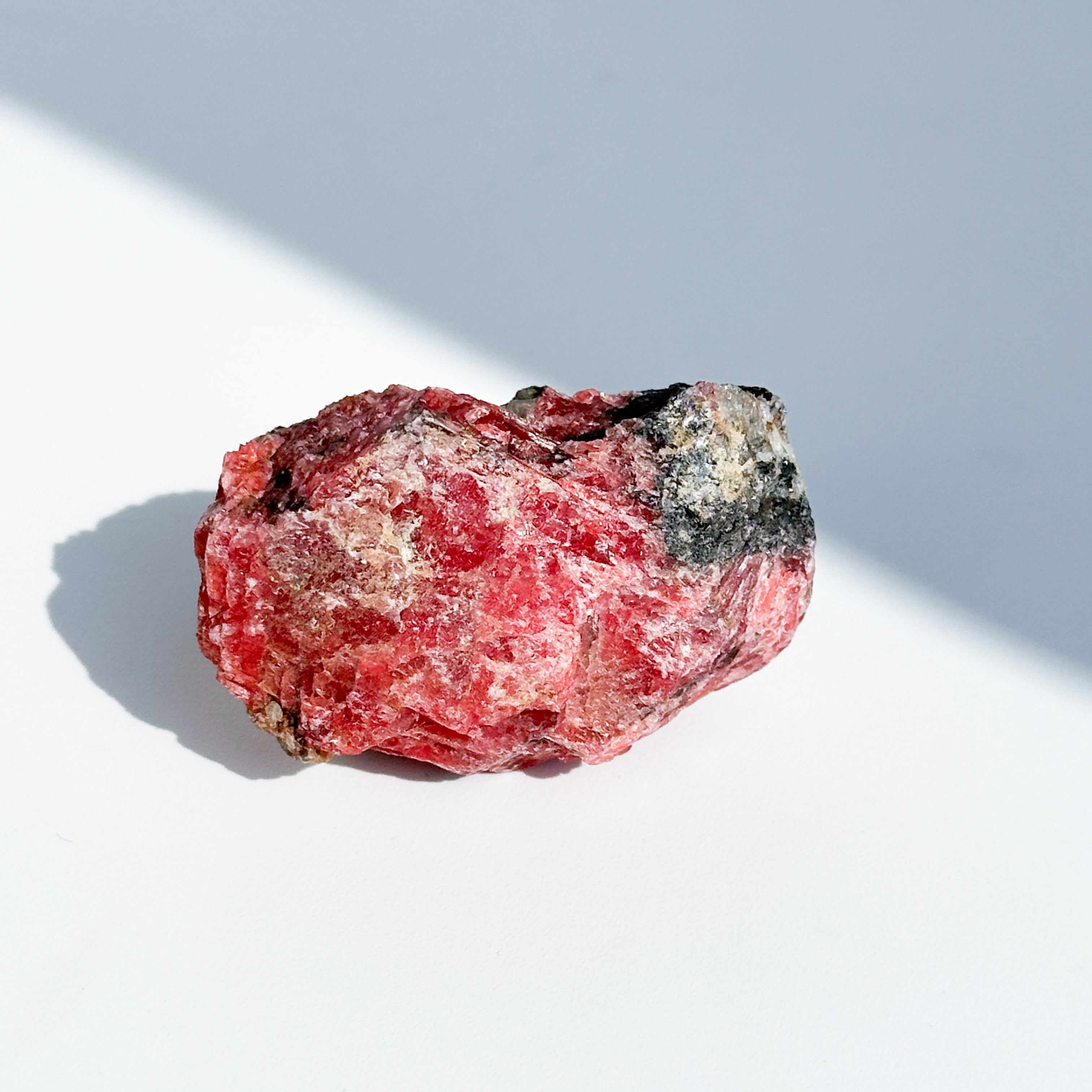 ロードナイト | Kamoku［カモク］インテリア天然石・鉱物のネットショップ