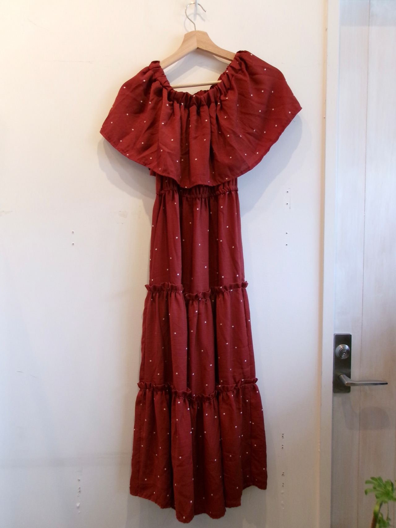 Off shoulder Dots pattern dress