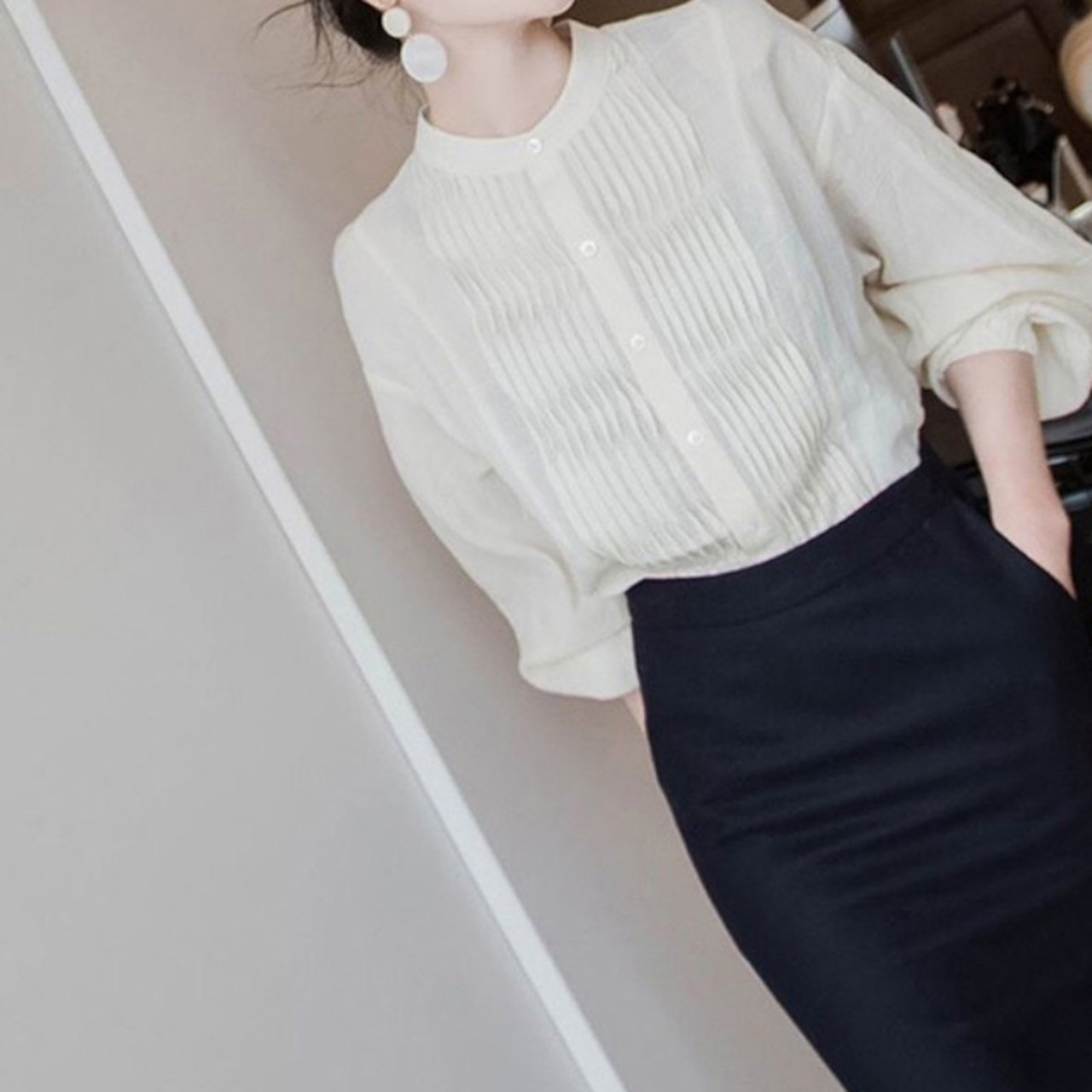 ランタンスリーブプリーツシフォンシャツ W00745