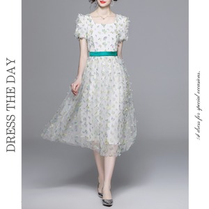 チュールバタフライスクエアネックドレス D0032