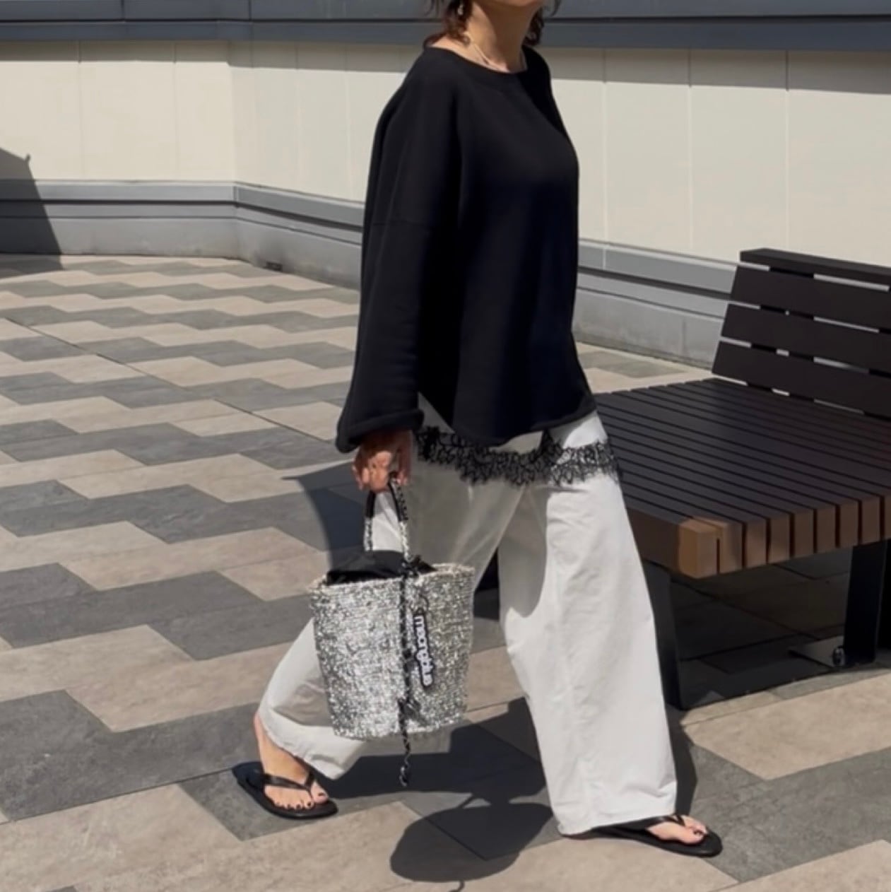 OVAL Kago-Bag WIDE SIZE スマイルチャーム＆巾着ポーチ付 OVAL Kago-Bag / WIDE SIZE / スマイルチャーム＆巾着ポーチ付 | meong