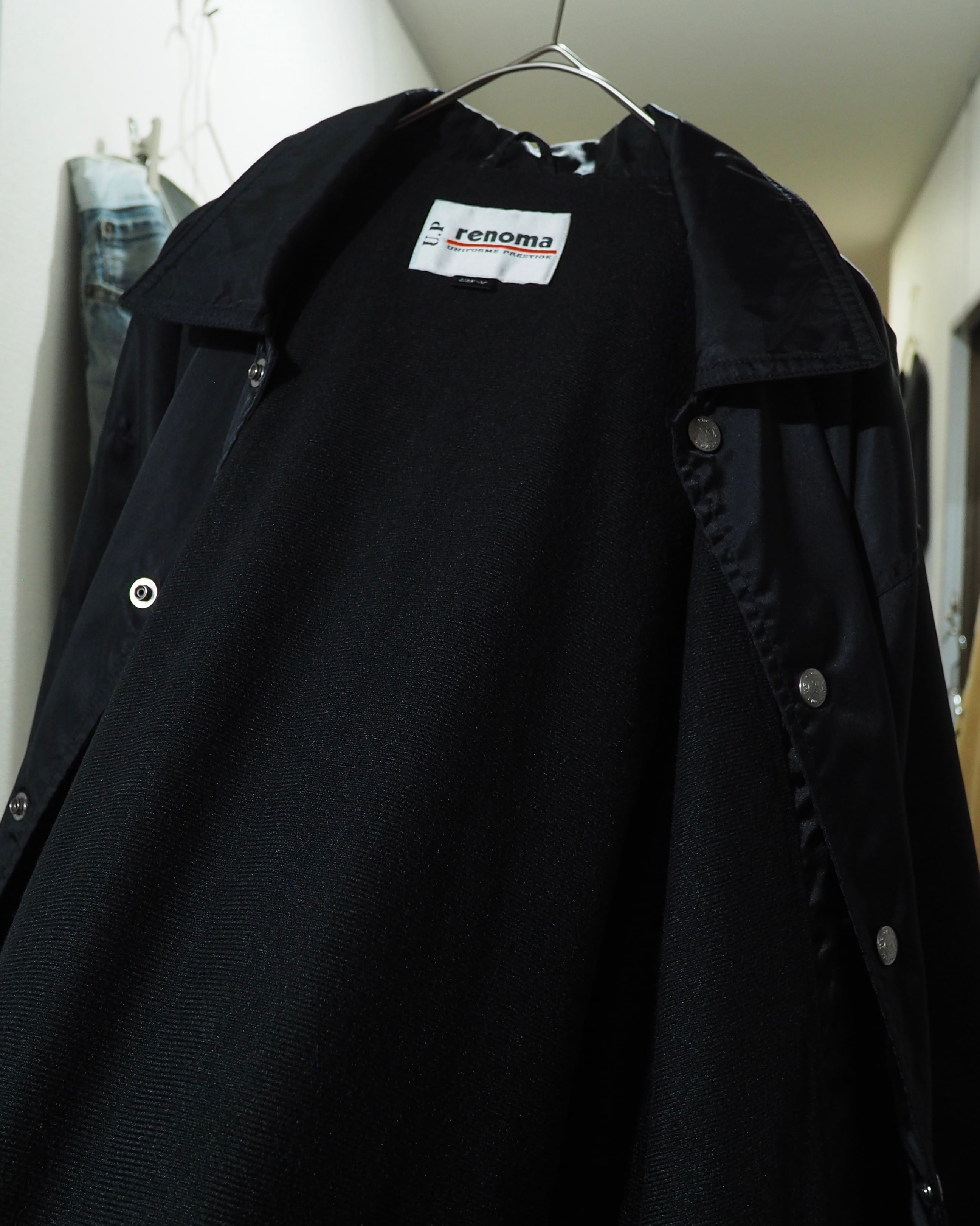 1990s " U.P renoma " Black Shiny Logo Printed Vintage Nylon Coach Jacket