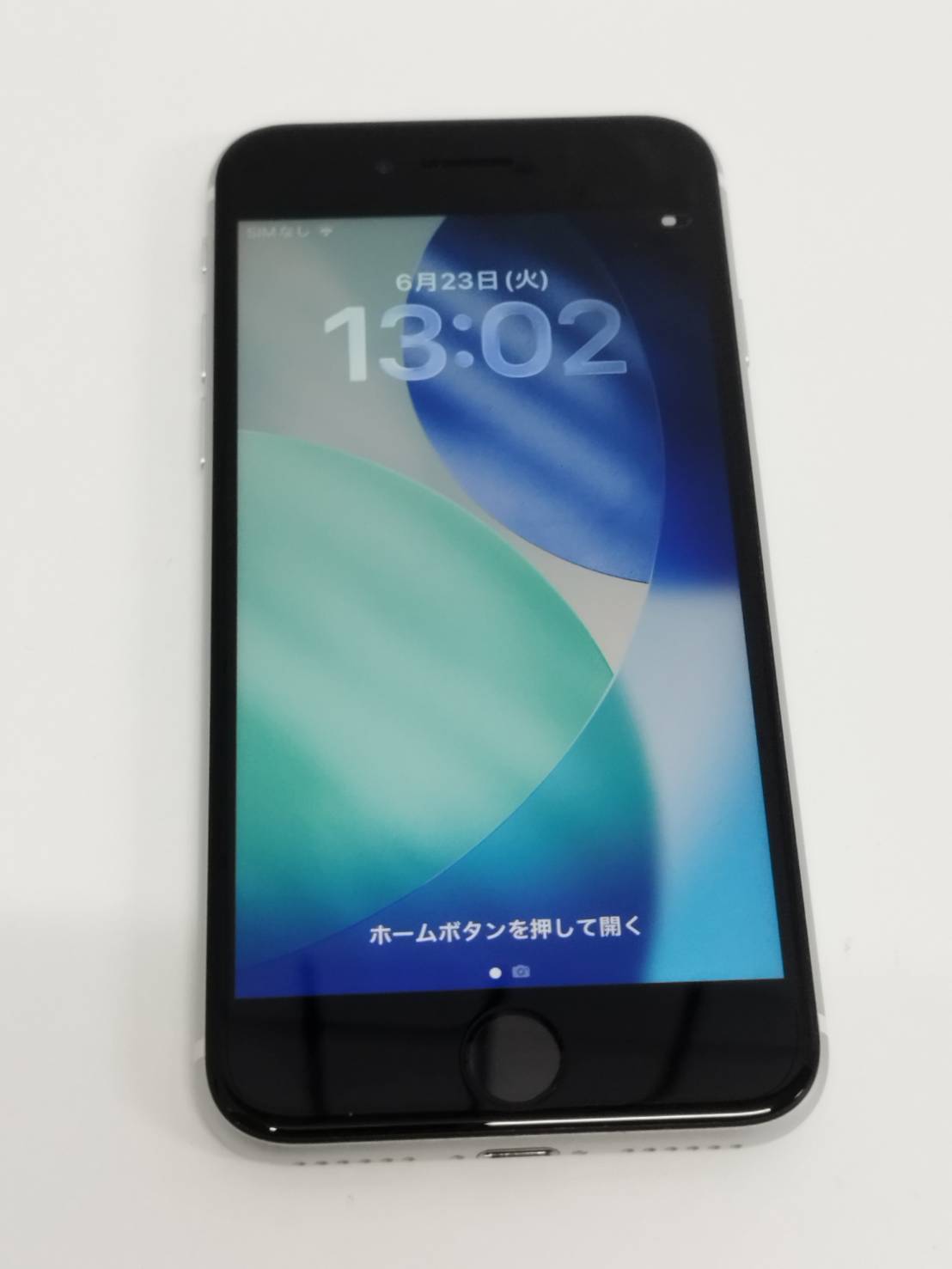 SIMフリー】iPhone SE 第2世代/A2296/64GB/ホワイト〈MHGQ3J/A〉(6