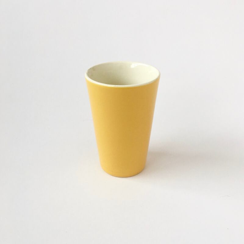 黄色とオレンジの磁器のコップ｜Yellow & Orange Porcelain Tumbler