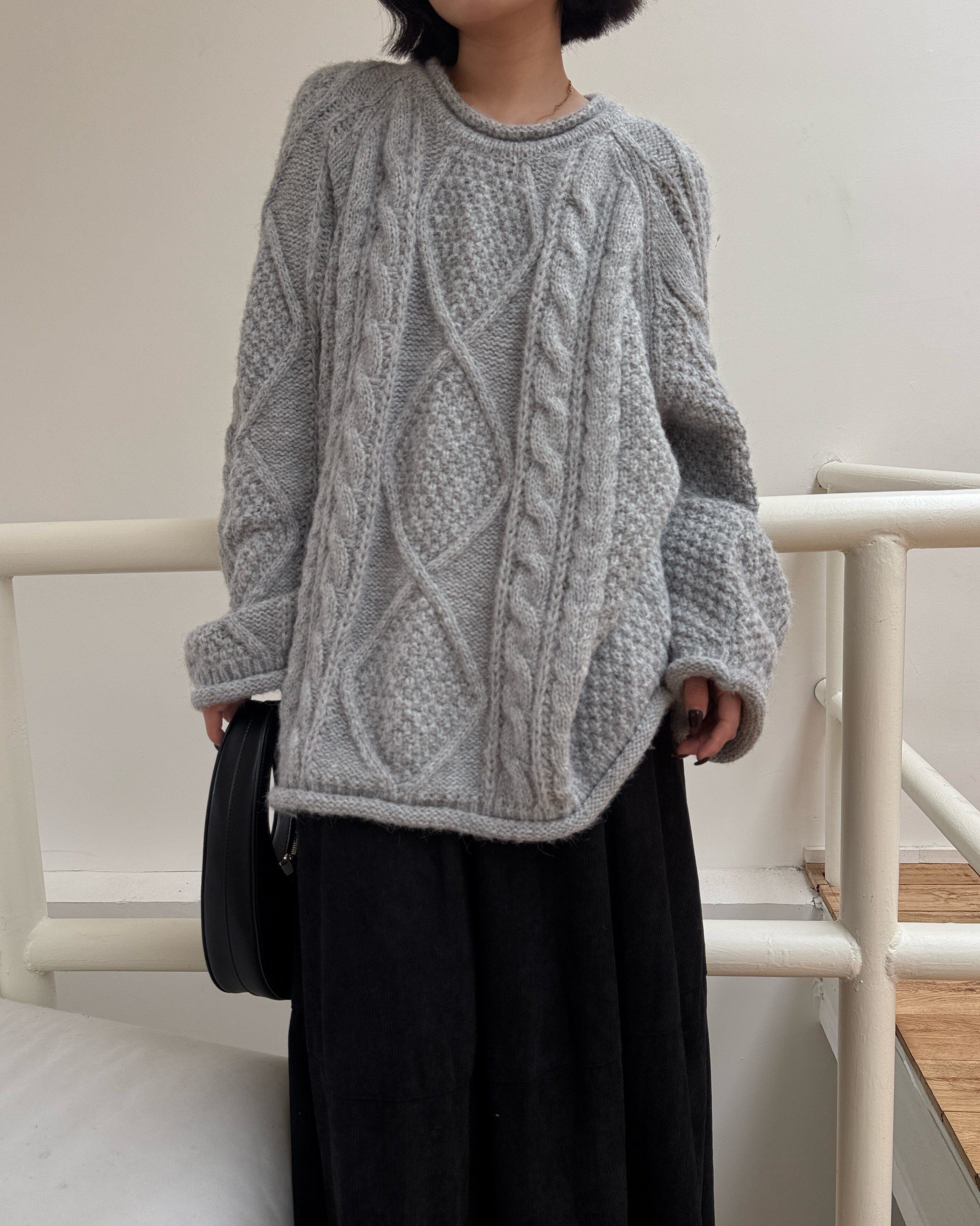 loose cable knit