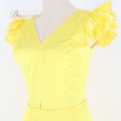 フラメンコ 衣装 ツーピース セットアップ ボランテ フリル 無地 黄色 ピンク ダンス パーティ 発表会 トップス ファルダ スカート イエロー系 ピンク系 光沢感 かわいい 動く 可愛い ステージ衣装 レディース フェス パフォーマンス イベント ファッション 踊り衣装 目立つ パーティードレス