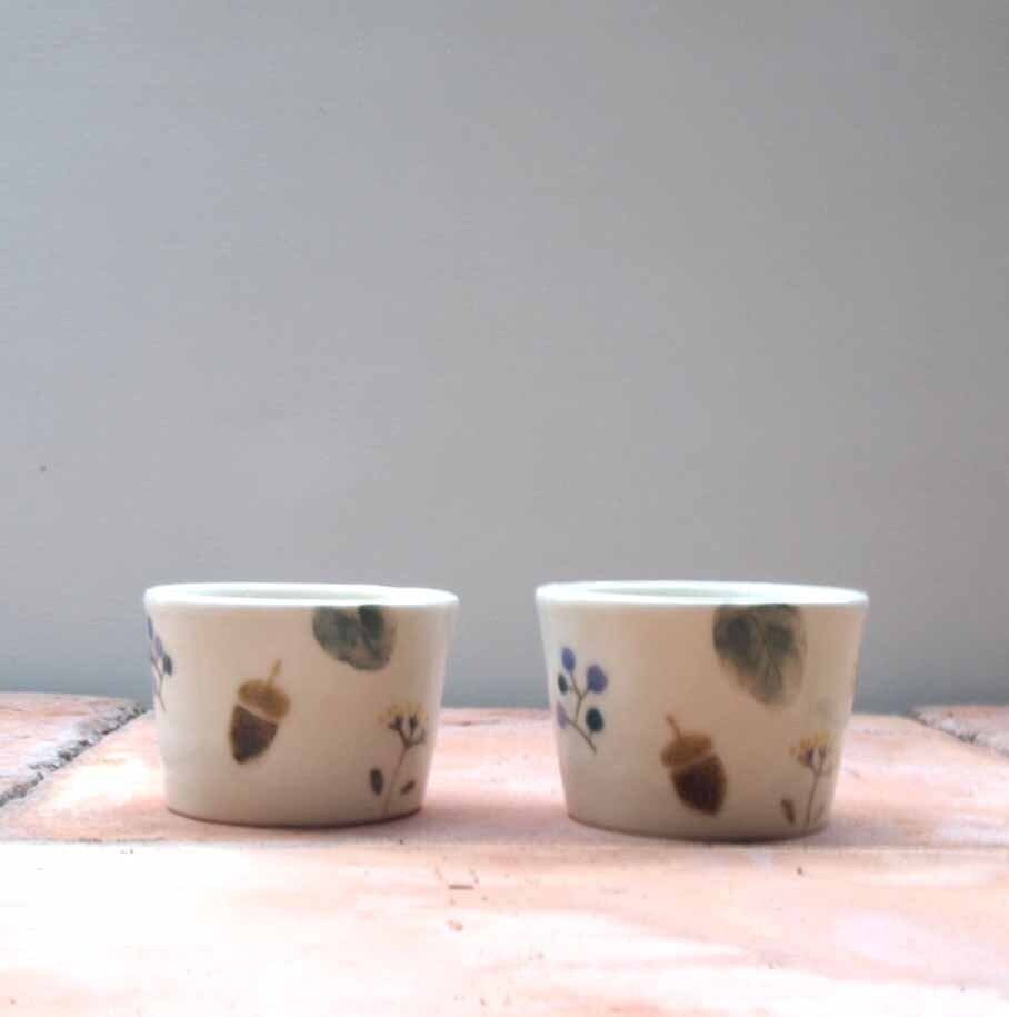 12 草舟・金子佐知恵(陶) カップ(どんぐり)