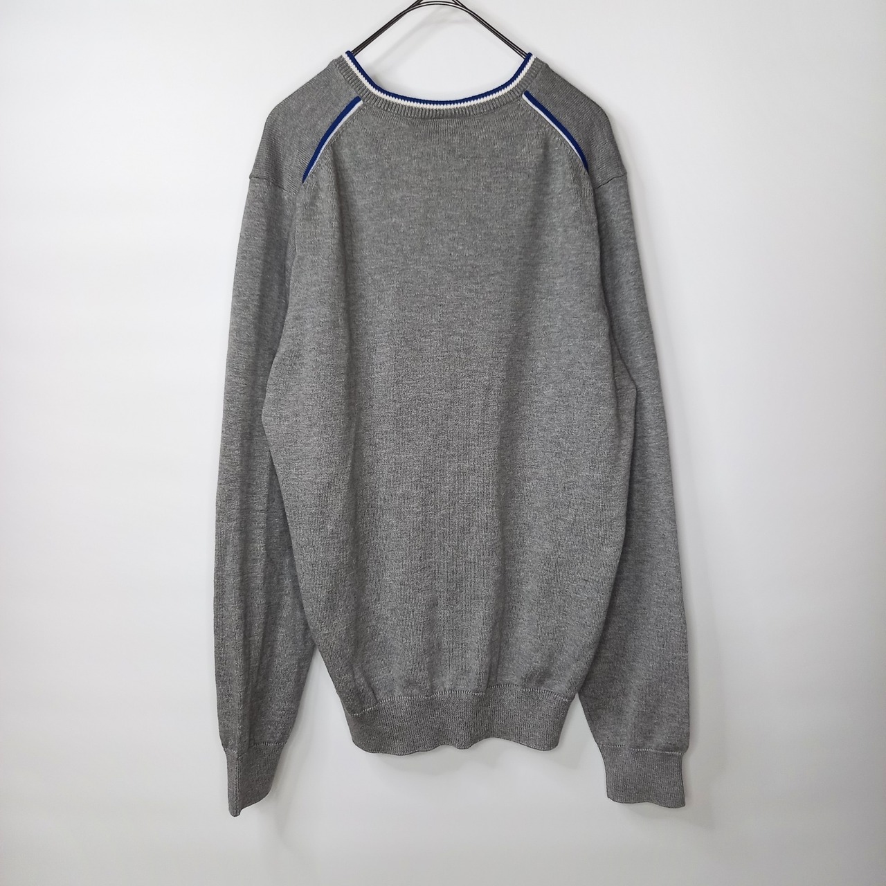 ラコステ　Vネック　コットン　ニット　セーター　刺繍ロゴ　襟ライン　ファブリカ製