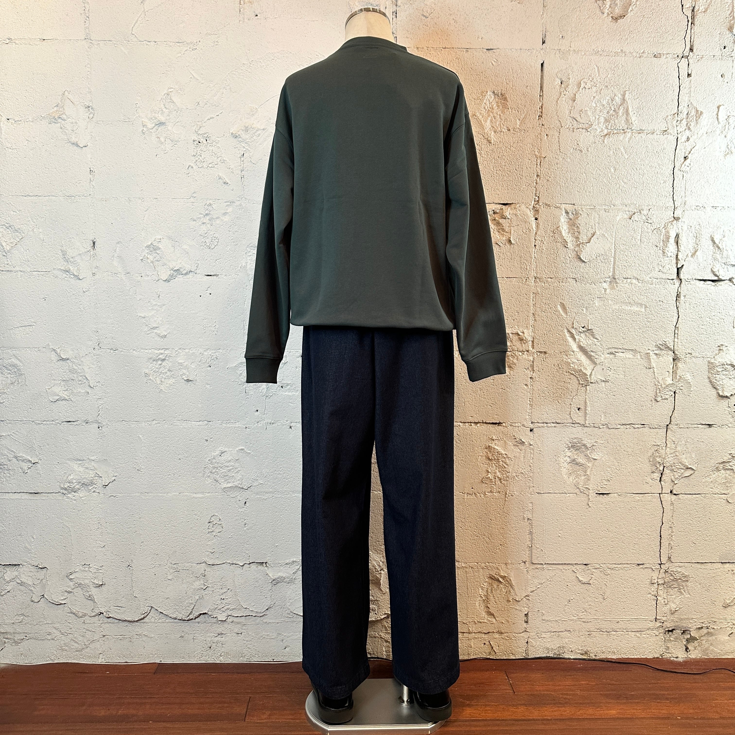 裏毛クマ刺繍スウェット | GLOVEEEK