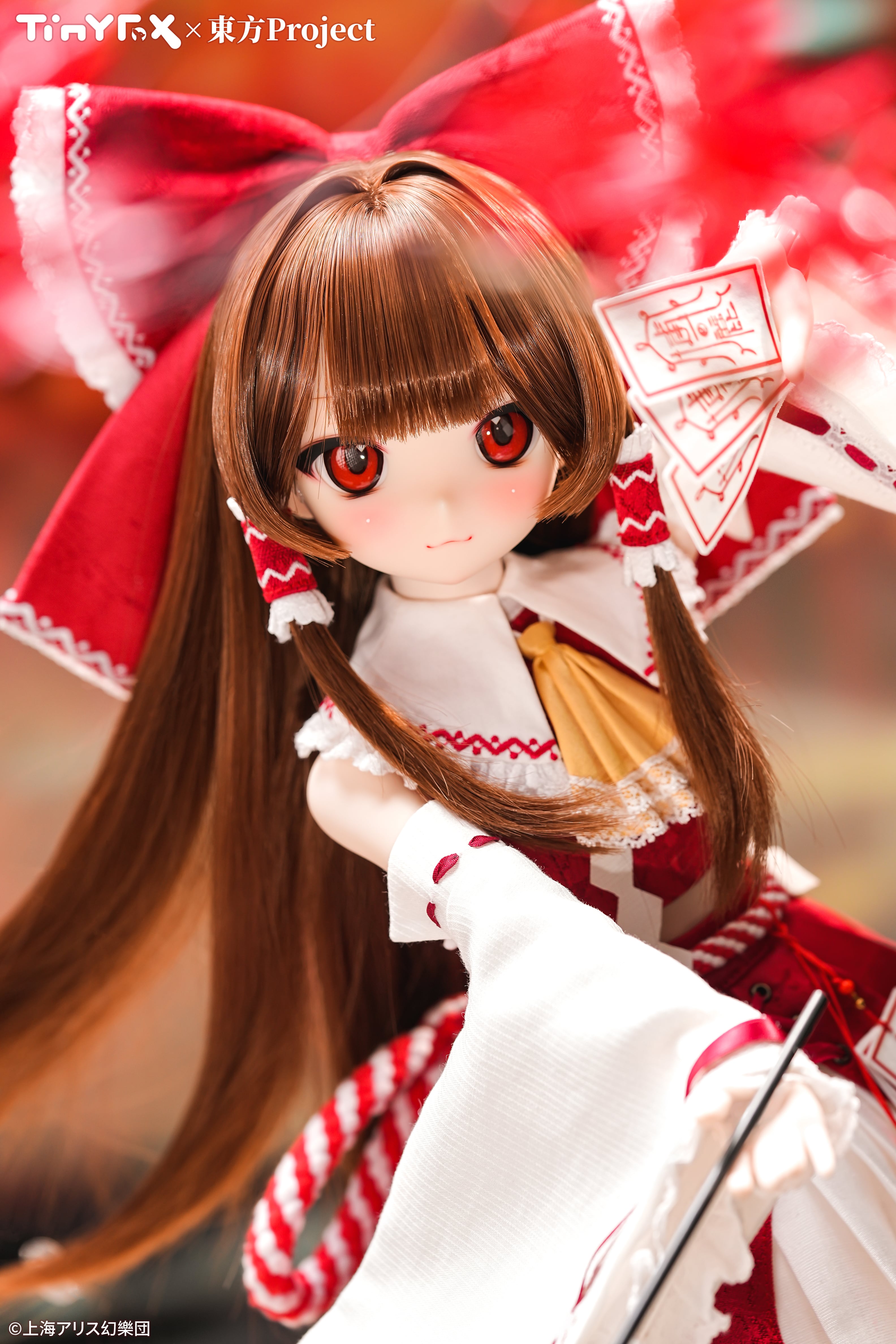 アンティークビクトリアンスタイル 人形 赤と白のチェック柄 アンティークビクトリアンスタイル 人形 赤と白のチェック柄 【公式