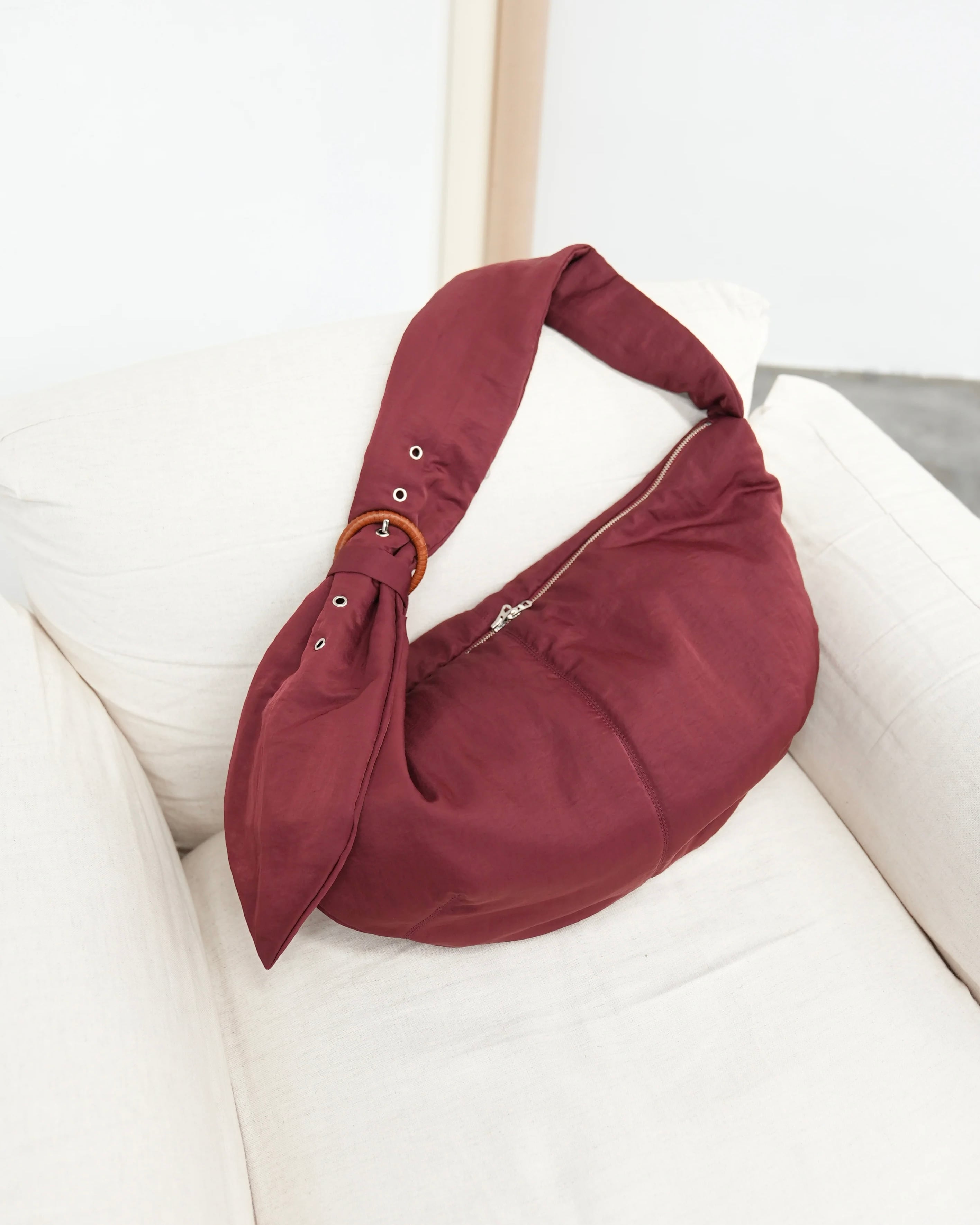 fluss【Gathered belt cross bag -Burgundy-】