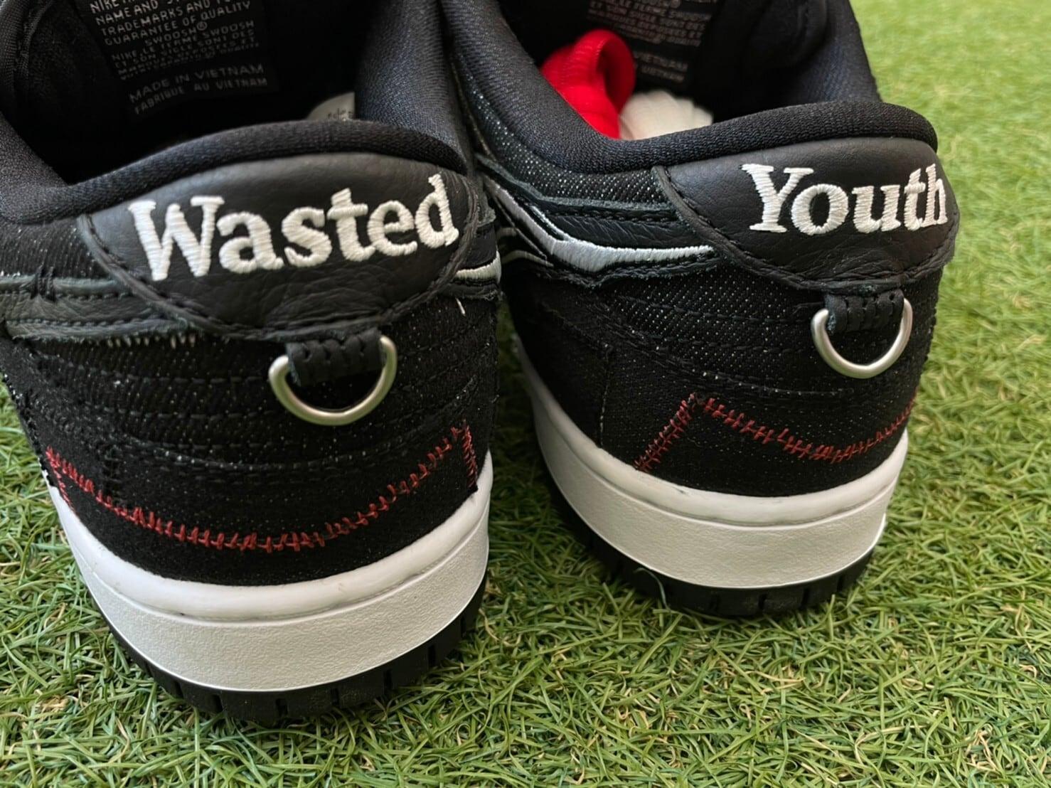 NIKE SB “Wasted Youth” 27.5 スペシャルボックス