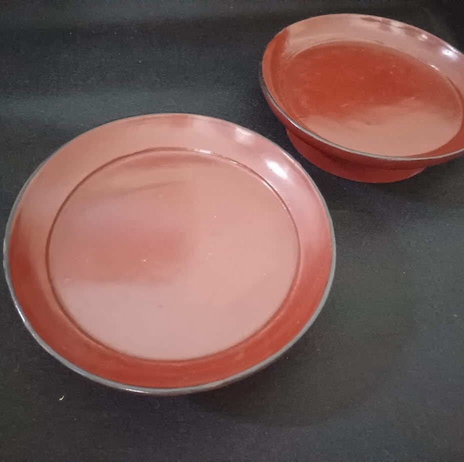 骨董 根来椿皿 14センチ 2枚組 | サミハ成城