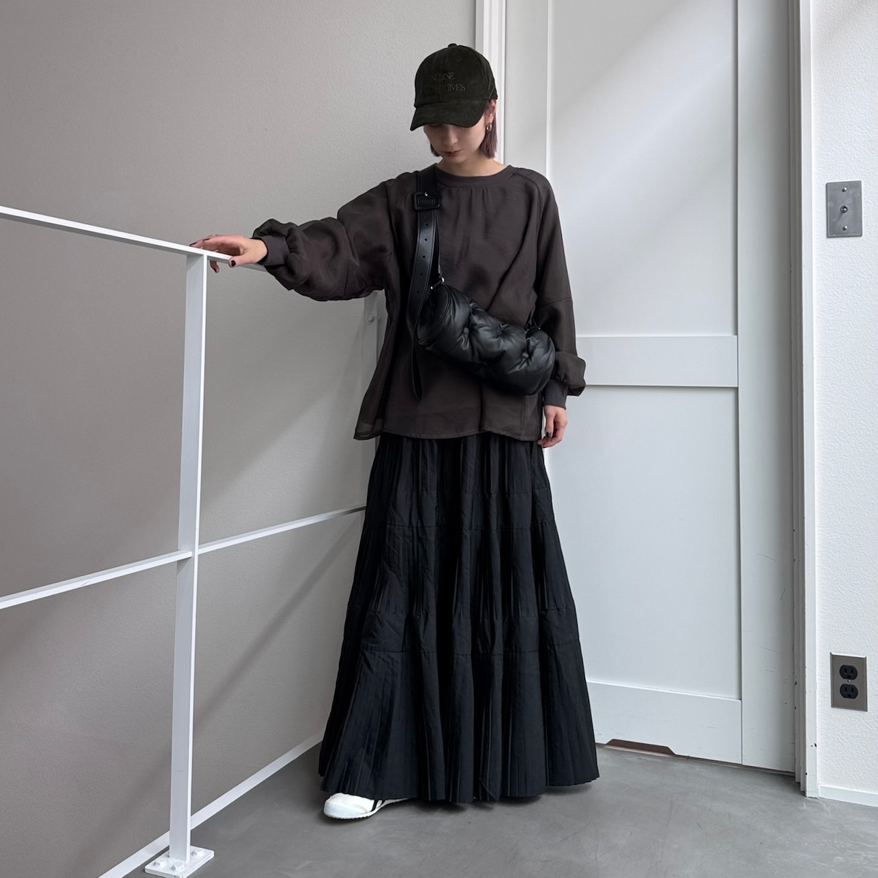 レイヤーオーガンジースウェットPO/チャコール