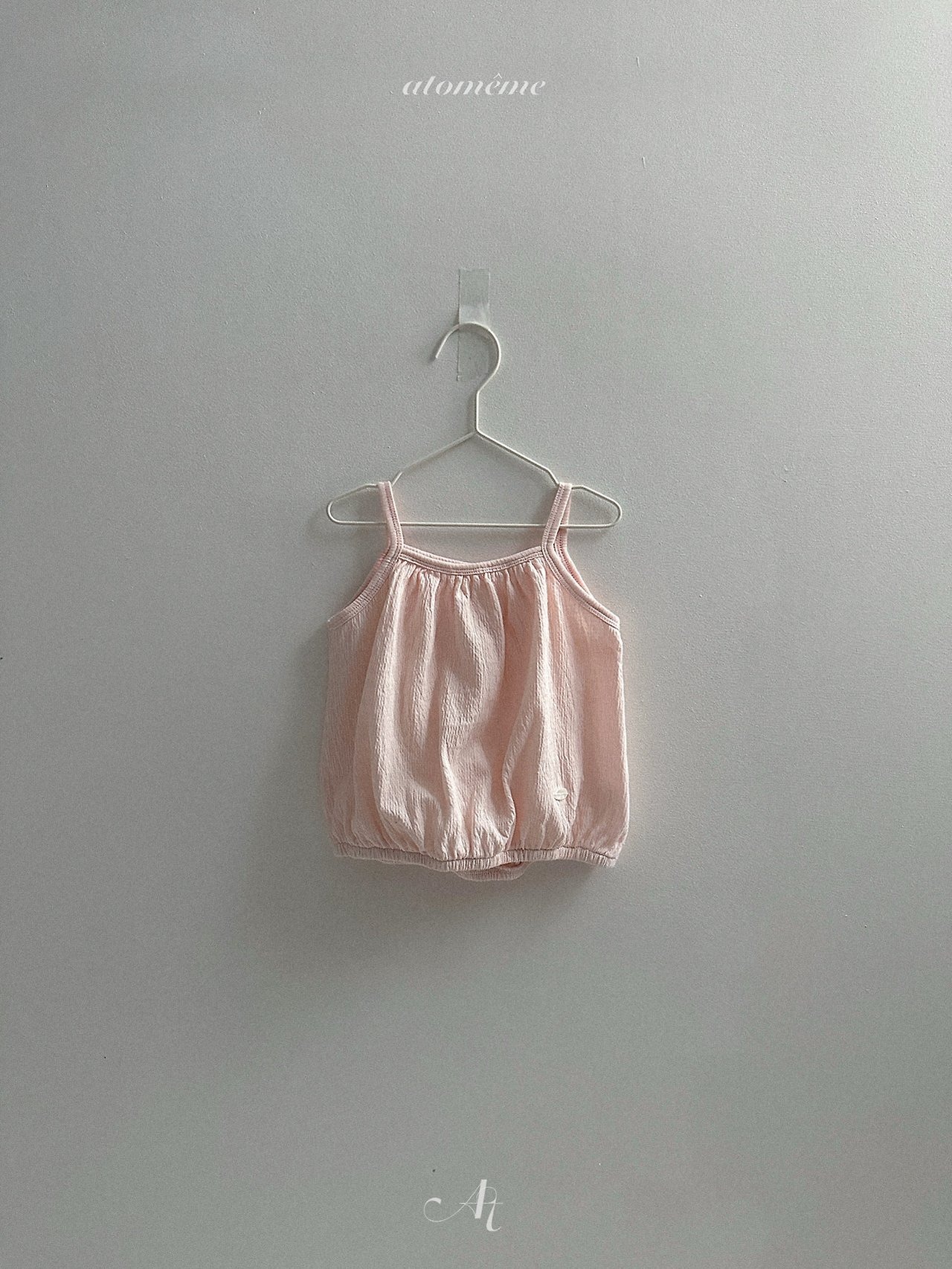 [atomeme] Bloom Sleeveless Tee / [아토메메] 블룸나시티