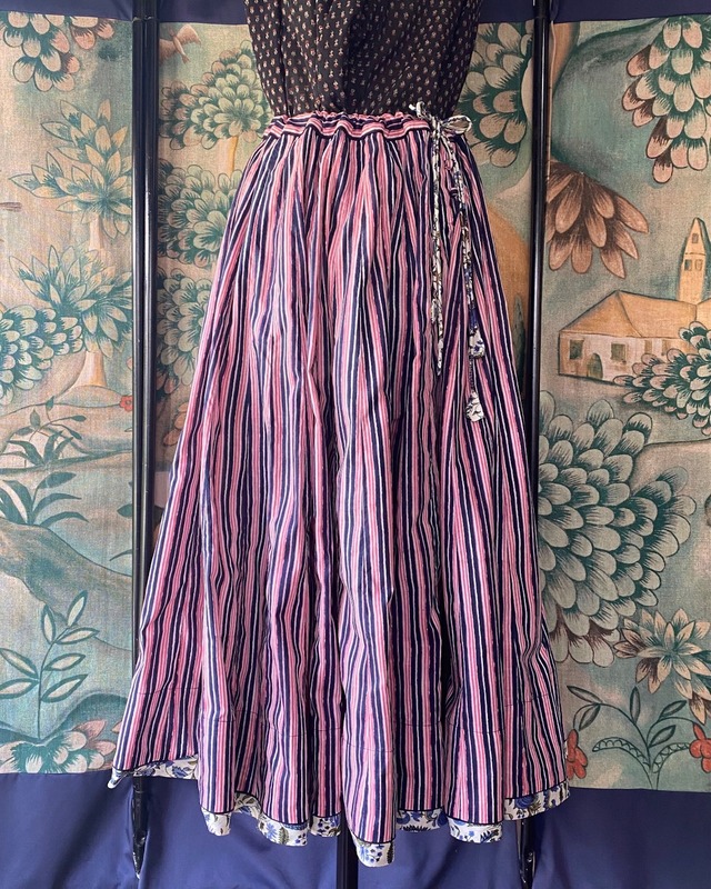 50枚はぎフルサークルスカート  /    Navy x Red x White Stripe