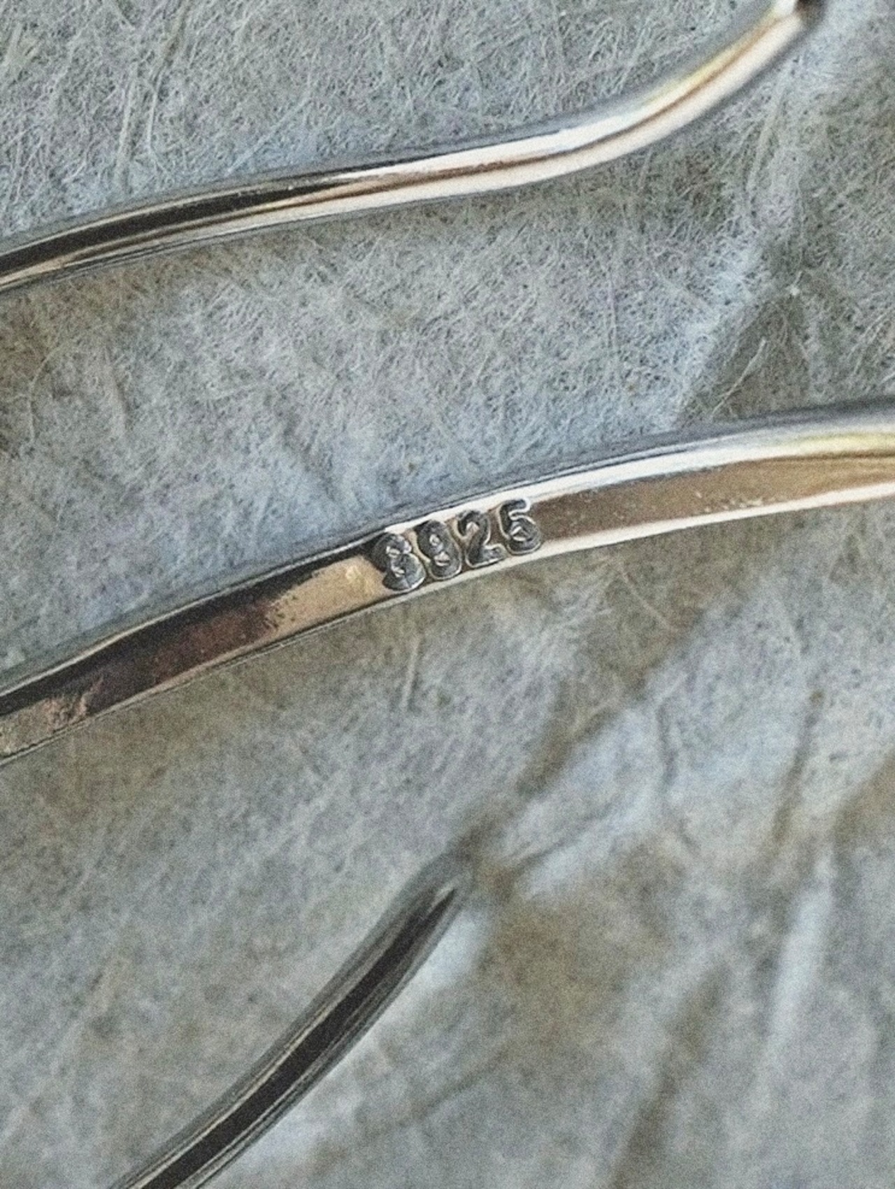 LINE PIERCE