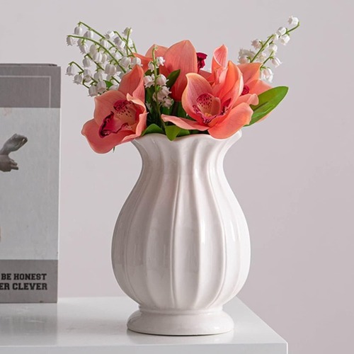 花瓶 フラワーベース セラミック 一輪挿し おしゃれ 置物 かわいい シンプル 花器 インテリア 北欧 ホームデコ オシャレ 置き物 オーナメント クリエイティブ 陶器 ドライフラワー 造花 花入れ 円柱形 かびん 北欧 韓国 ３種類