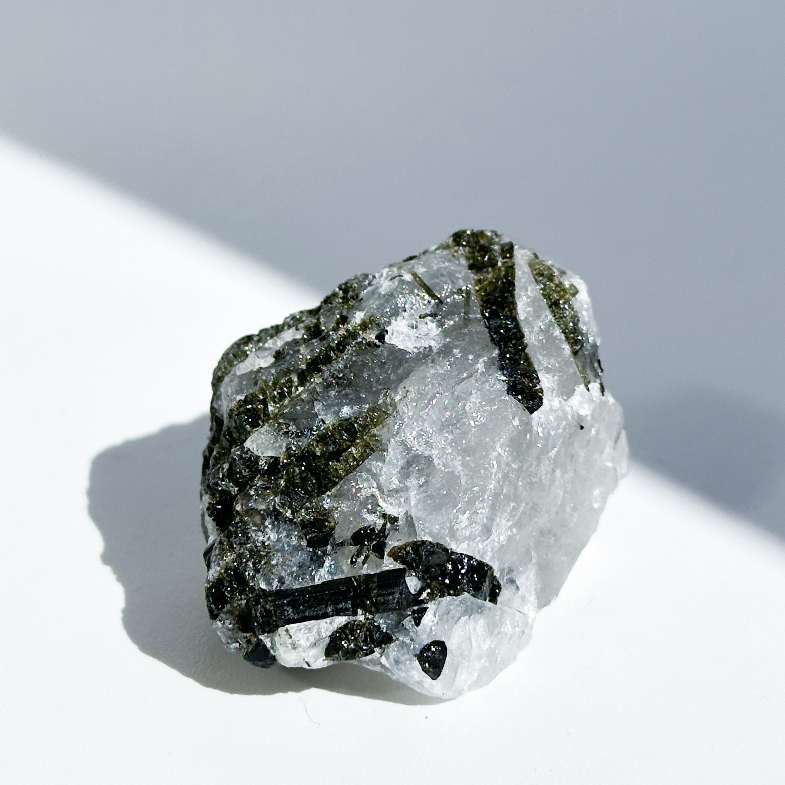 ミナスジェライス産グリーントルマリン 原石 24◇ Green Tourmaline