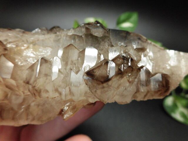 【送料無料】【高品質】ブラジル産ジャカレー水晶（アリゲータークオーツ）　no.4