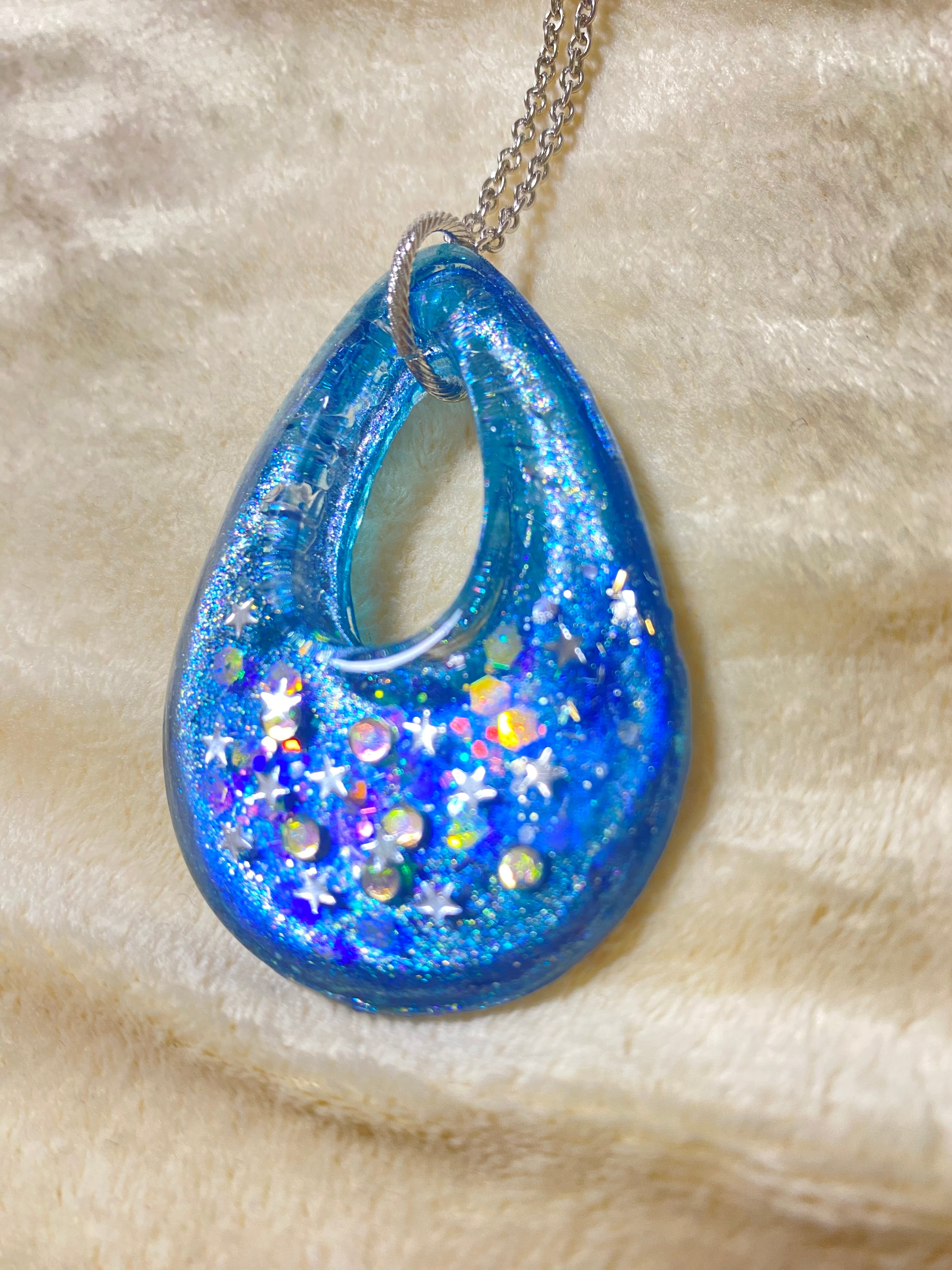 ①オルゴナイトネックレス