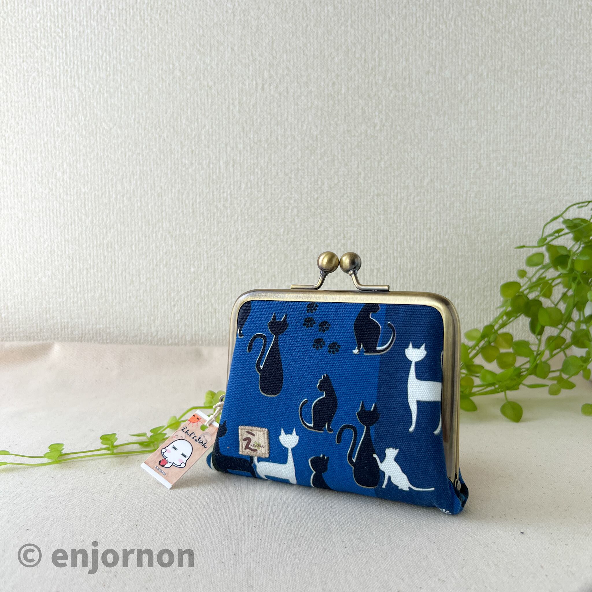 カネコイサオ ほどよいお財布 影猫さん 青 | えんじょるのん
