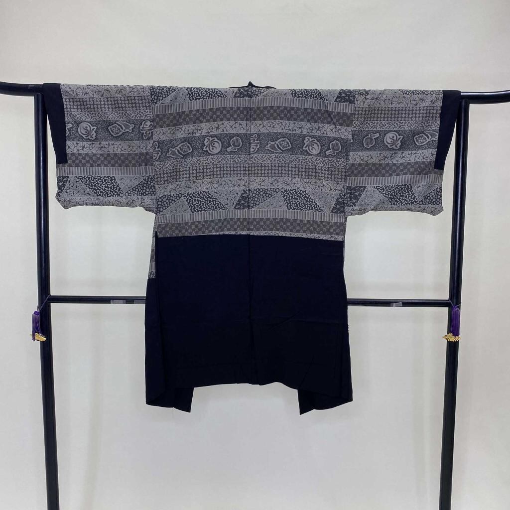 小紋 のり散らし モノトーン 黒地 お洒落 モード 着物 032a d 小紋