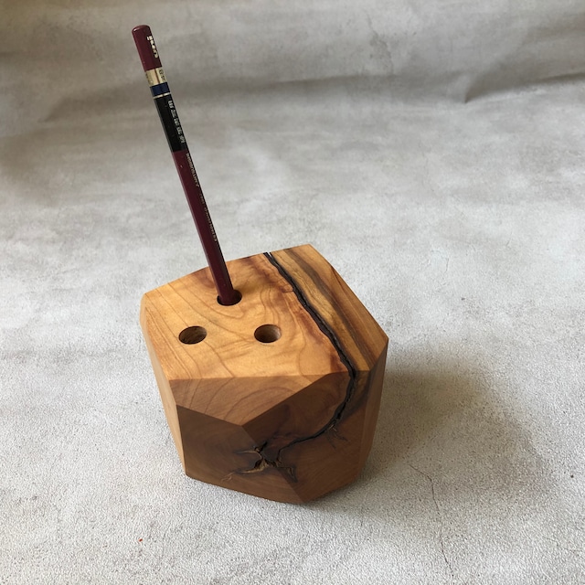 pen stand 02