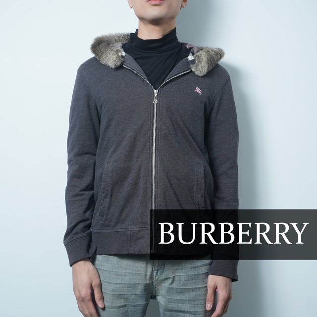 お洒落な バーバリー BURBERRY ジップアップ ファーコート BURBERRY
