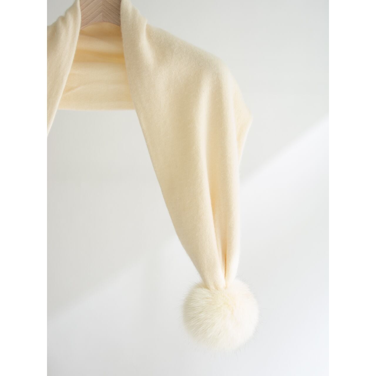 FOXYファー付きクリーム色ロングマフラー FOXEY】Made in Japan 100% Cashmere Scarf（フォクシー 日本製 ファー